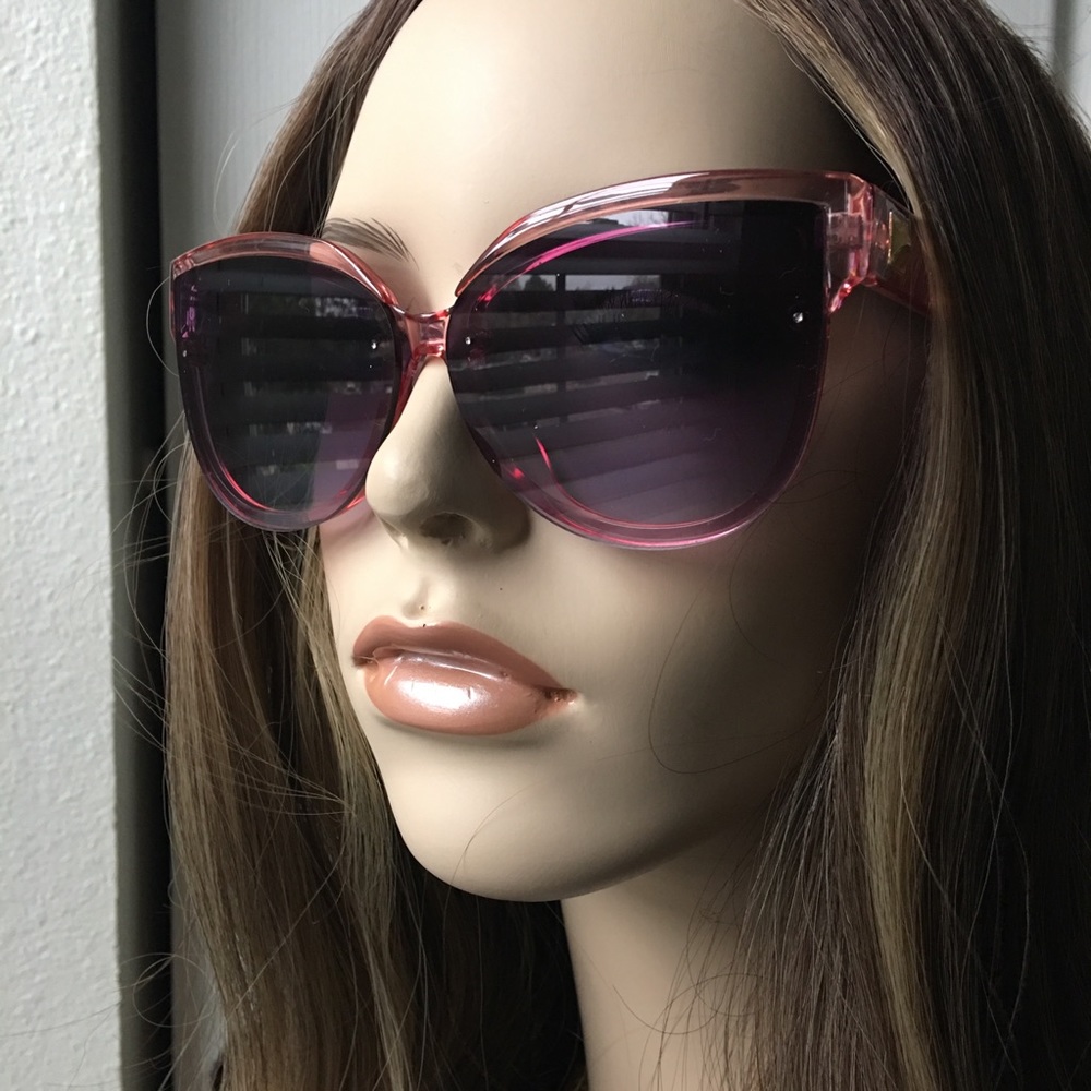 ⬇️ Oversized Round Cat Eye Sunglasses Pink Frame - Picture 2 of 8
